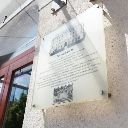 Plac Inwalidow 10 - Aesthetic By Renters شقة