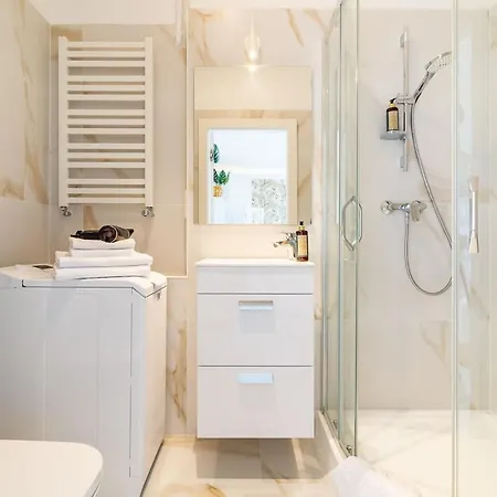 Plac Inwalidow 10 - Aesthetic By Renters * Warszawa