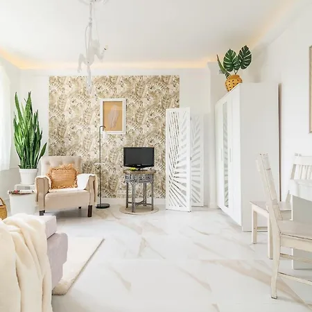 Plac Inwalidow 10 - Aesthetic By Renters Warsaw