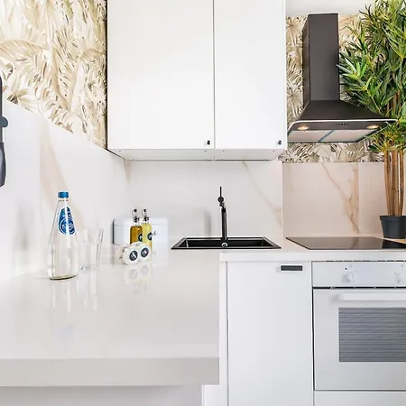 Plac Inwalidow 10 - Aesthetic By Renters Apartment